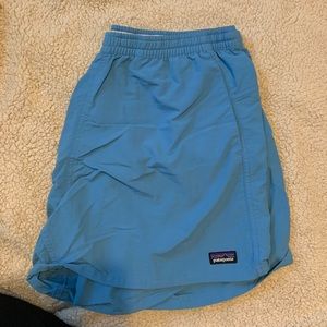 Patagonia shorts size large blue